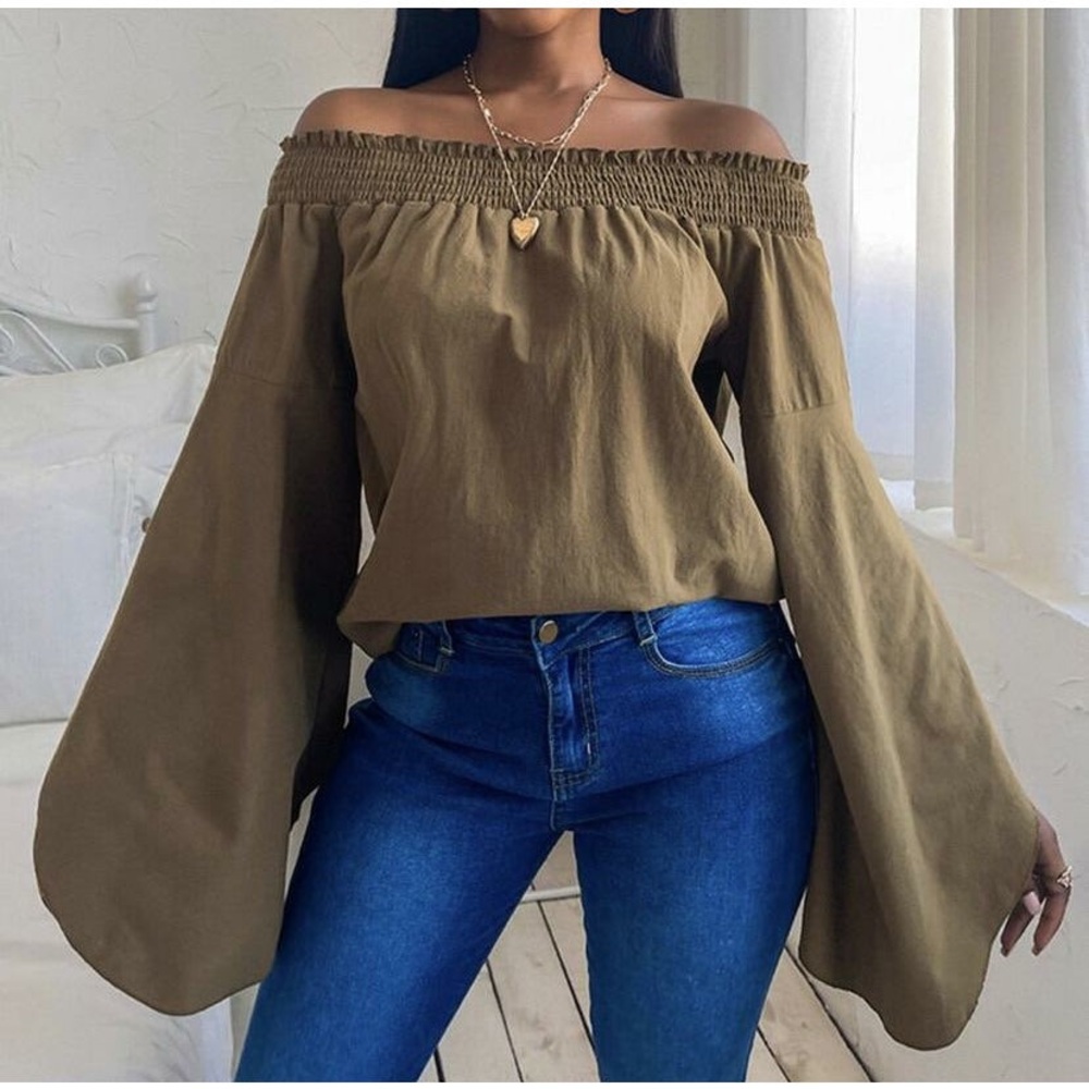 BELL SLEEVE